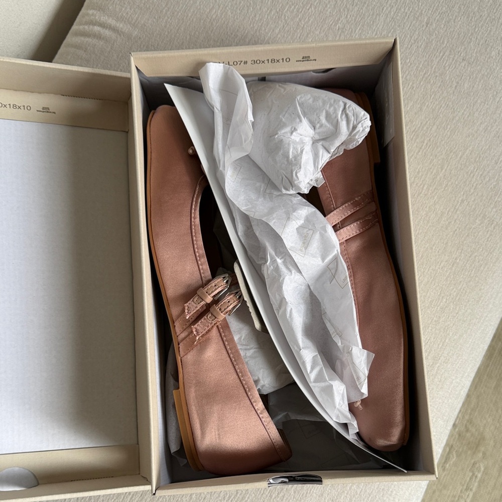 Dolce Vita Pink Flats with Bow and Straps - Picture 9 of 10